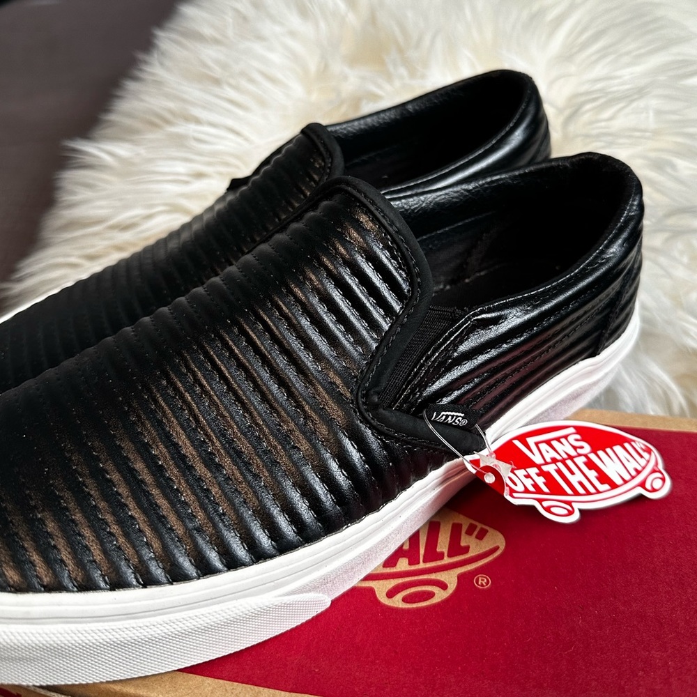 VANS - Moto Leather Classic Slip On - Size 9